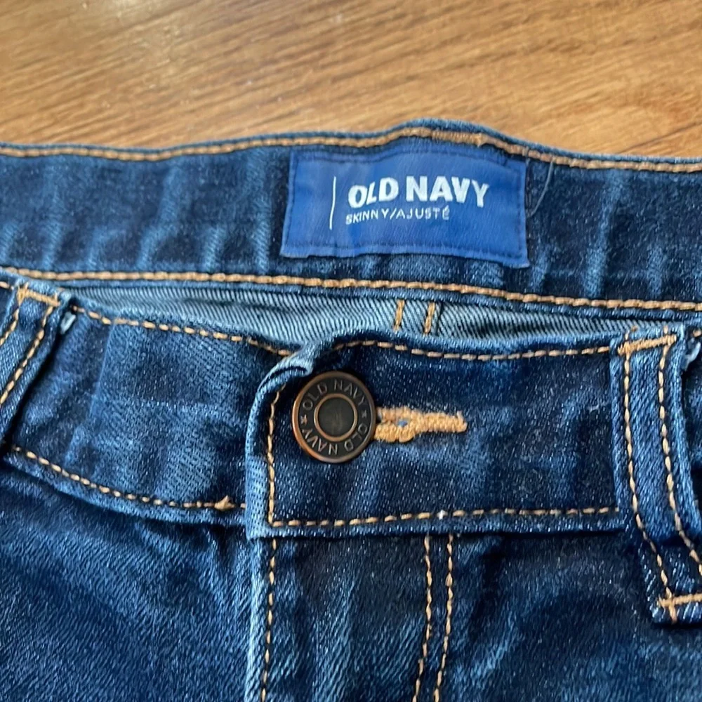 EUC Old Navy boys jeans. Skinny both are size 18 regular